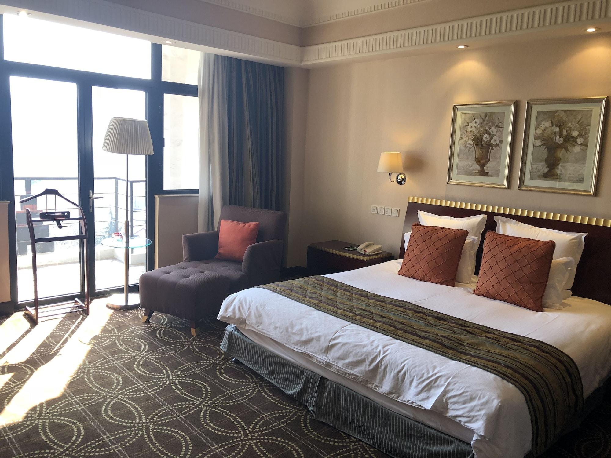 Hengshan Picardie Hotel Шанхай Экстерьер фото