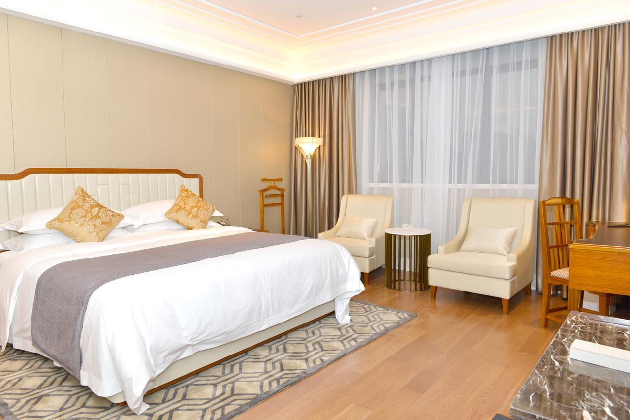 Hengshan Picardie Hotel Шанхай Экстерьер фото